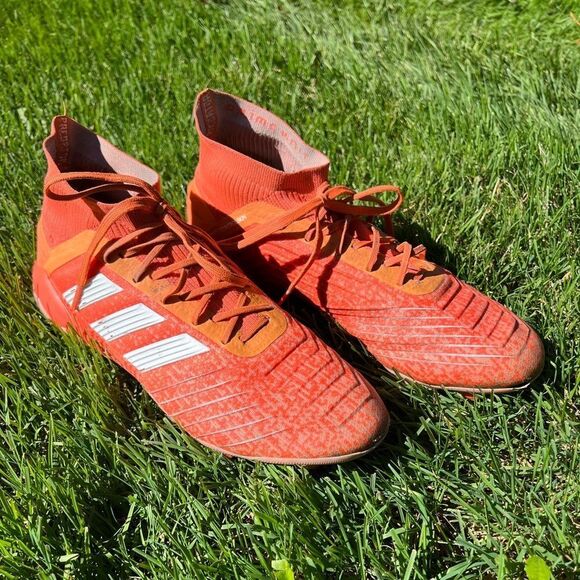 Women’s Adidas Predator 19.1 SG Coral Cleats Sz 10 (Men’s 8) - Picture 1 of 15